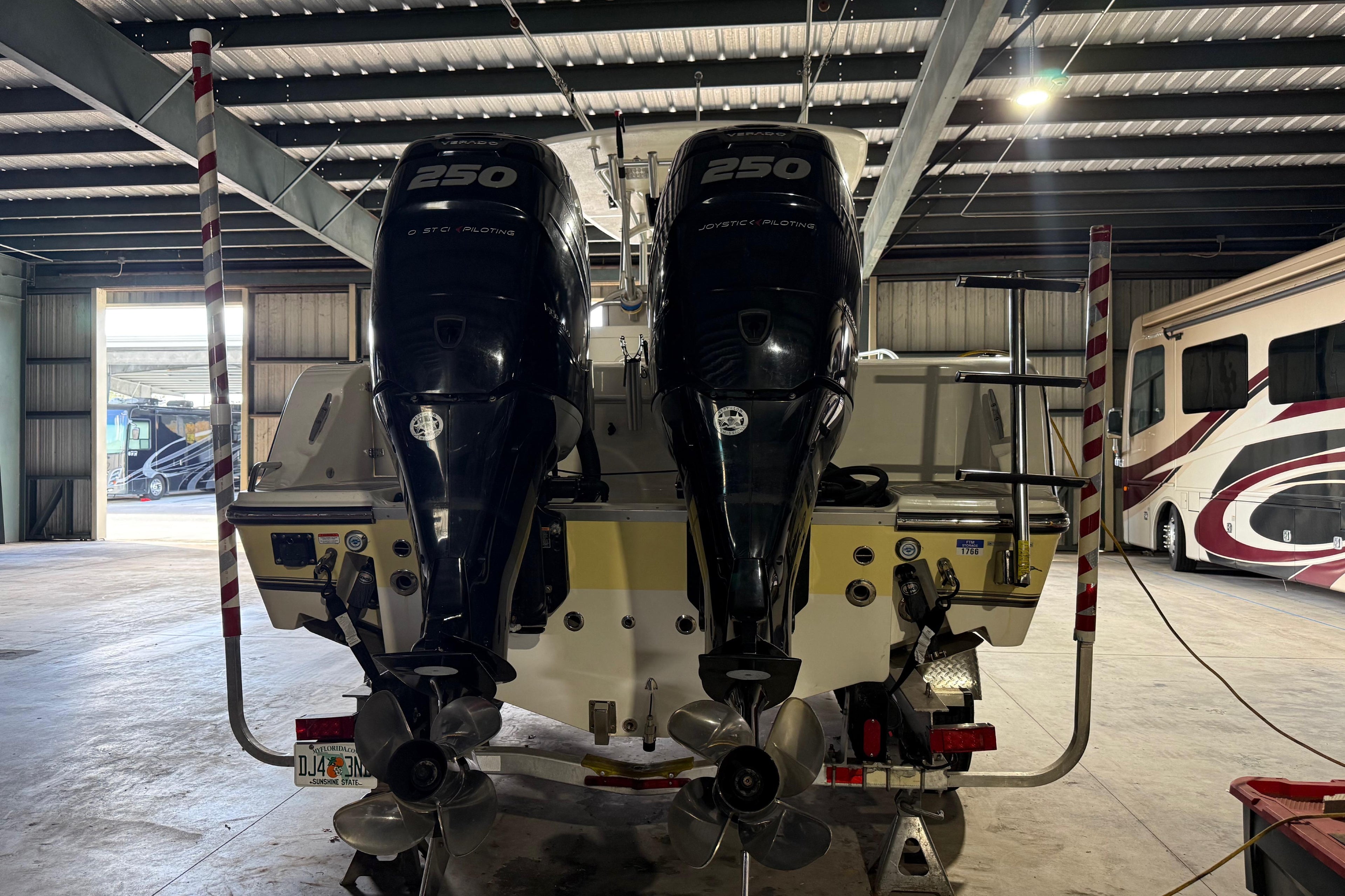 2014 Mako 284 Center Console — Twin Mercury Verado, Miami
