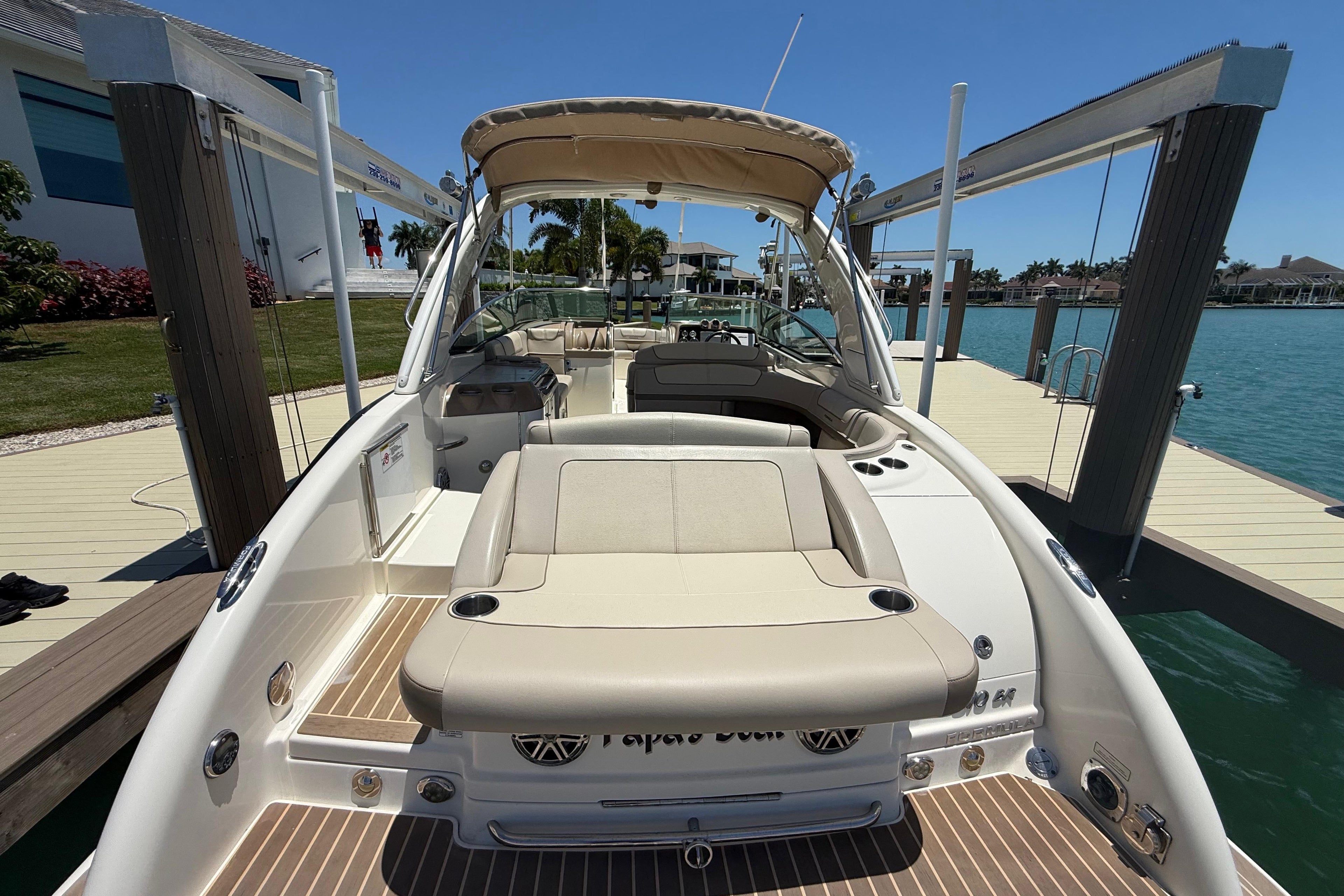 2015 Formula 310 Bowrider — Twin Mercruiser 8.2L, Marco Island