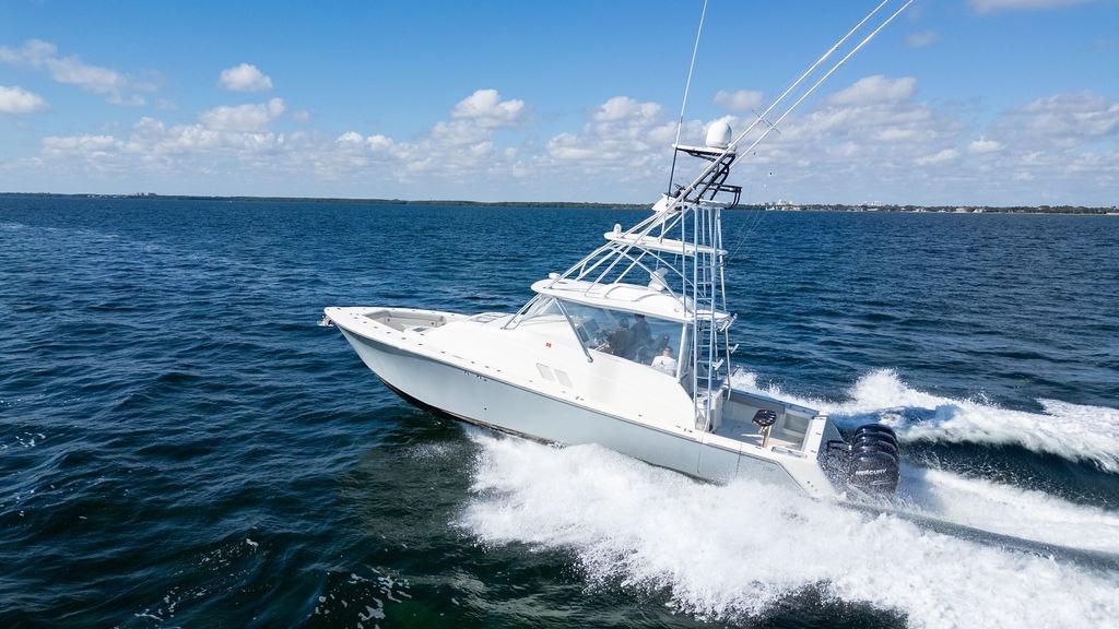2016 SeaVee 430 Fisharound — Quad Mercury Verado 350s, Miami