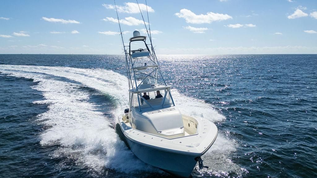 2016 SeaVee 430 Fisharound — Quad Mercury Verado 350s, Miami