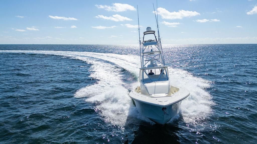 2016 SeaVee 430 Fisharound — Quad Mercury Verado 350s, Miami