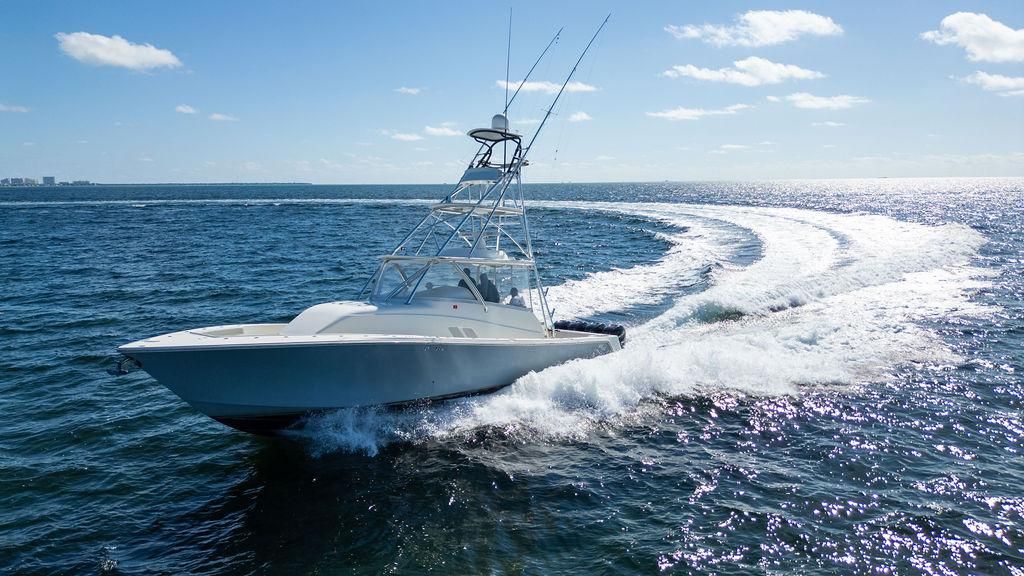 2016 SeaVee 430 Fisharound — Quad Mercury Verado 350s, Miami