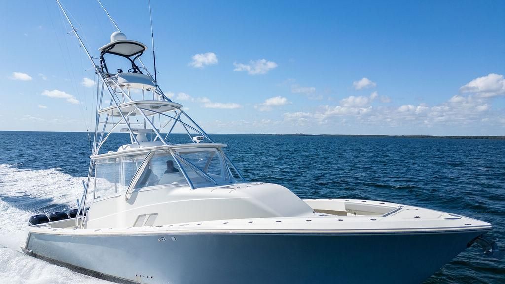 2016 SeaVee 430 Fisharound — Quad Mercury Verado 350s, Miami