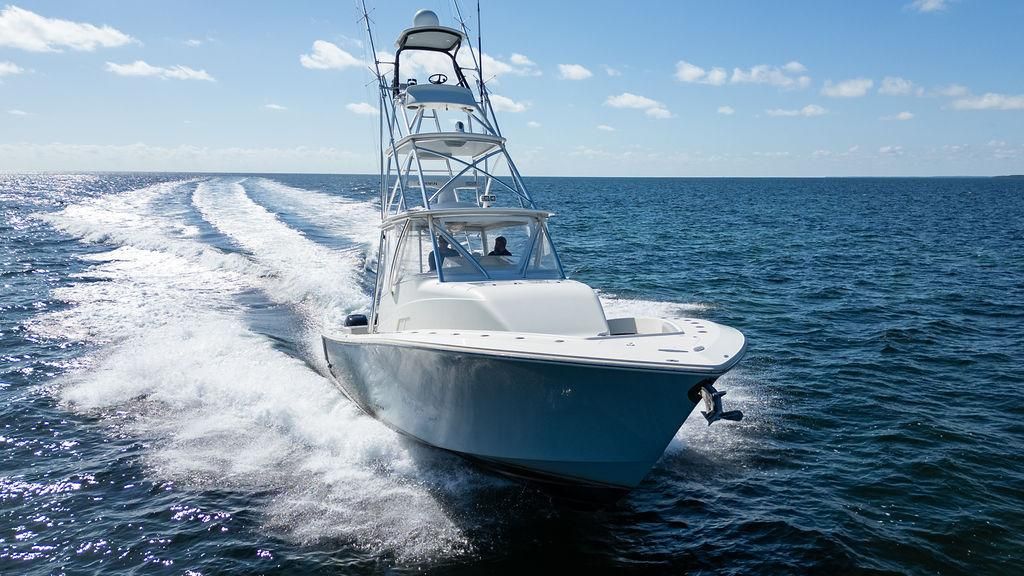 2016 SeaVee 430 Fisharound — Quad Mercury Verado 350s, Miami