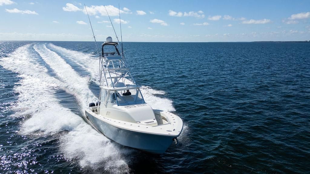 2016 SeaVee 430 Fisharound — Quad Mercury Verado 350s, Miami