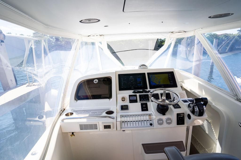 2016 SeaVee 430 Fisharound — Quad Mercury Verado 350s, Miami