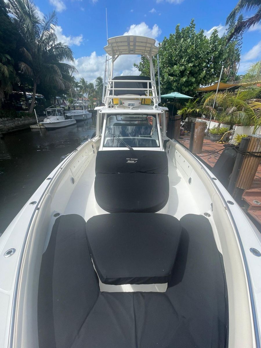 2016 Boston Whaler 420 Outrage — Quad Mercury 350 Verado, Fort Lauderdale