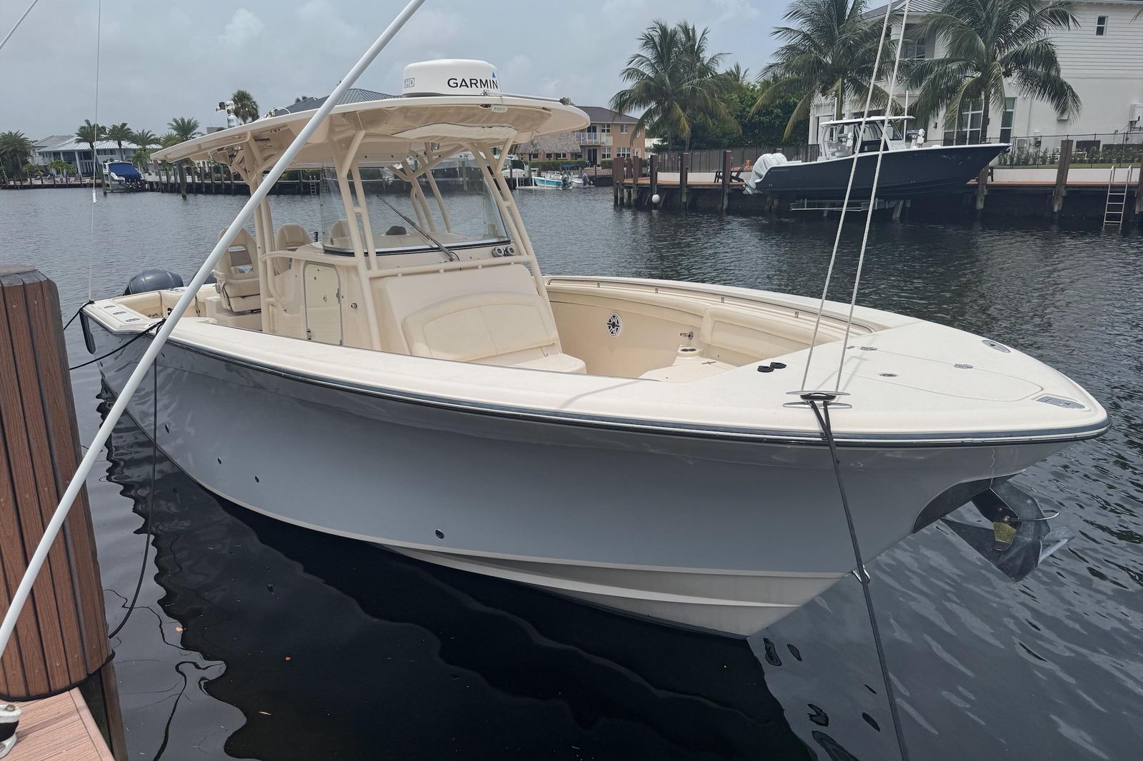 2016 Grady-White Canyon 336