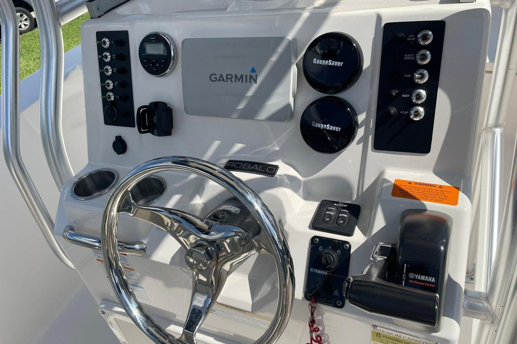 2016 Robalo R200 Center Console