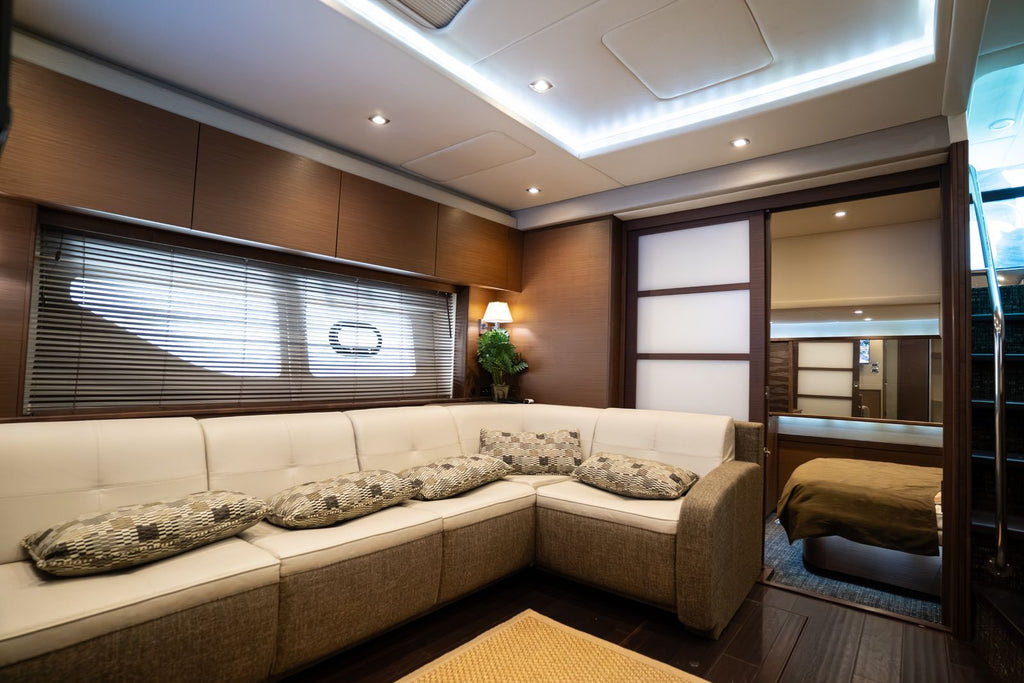 2016 Sea Ray Sundancer 540 — Twin Cummins QSM-11 Diesels, Miami