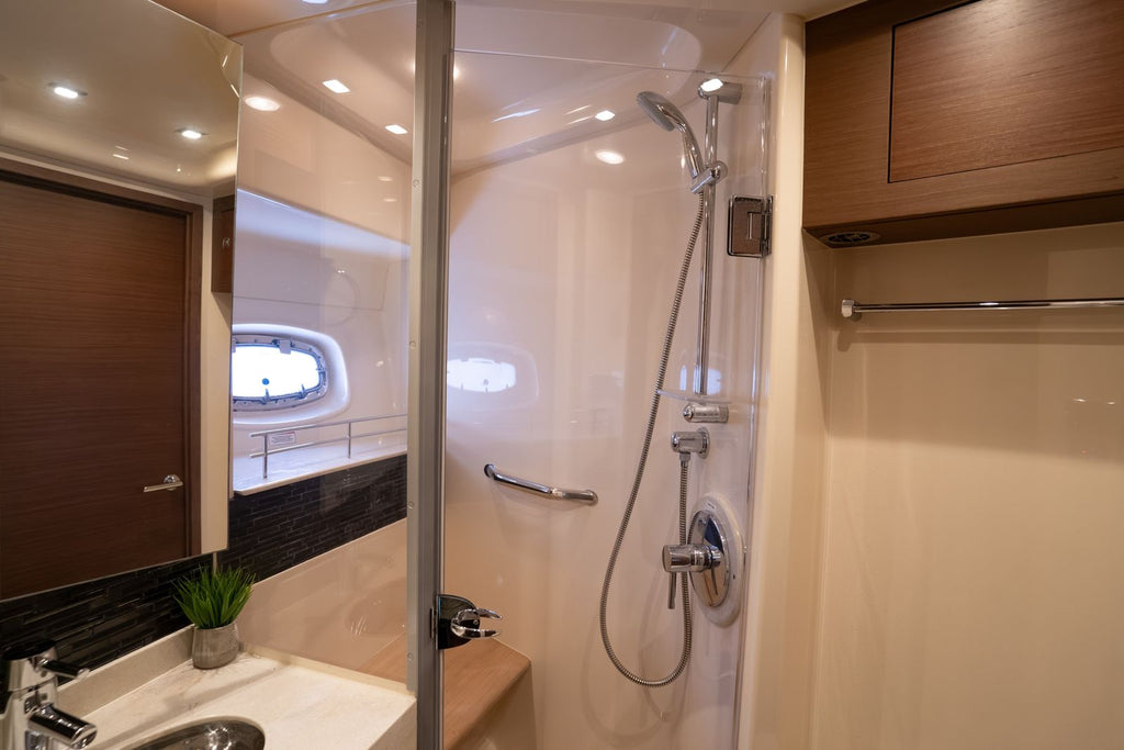 2016 Sea Ray Sundancer 540 — Twin Cummins QSM-11 Diesels, Miami