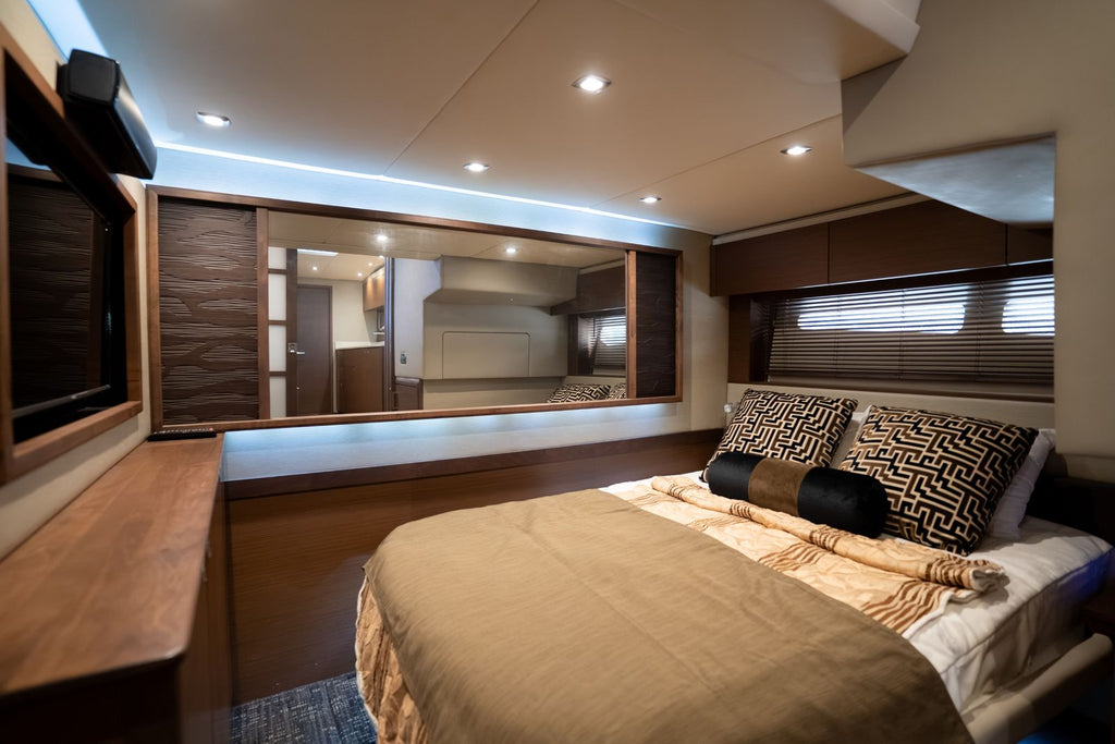 2016 Sea Ray Sundancer 540 — Twin Cummins QSM-11 Diesels, Miami
