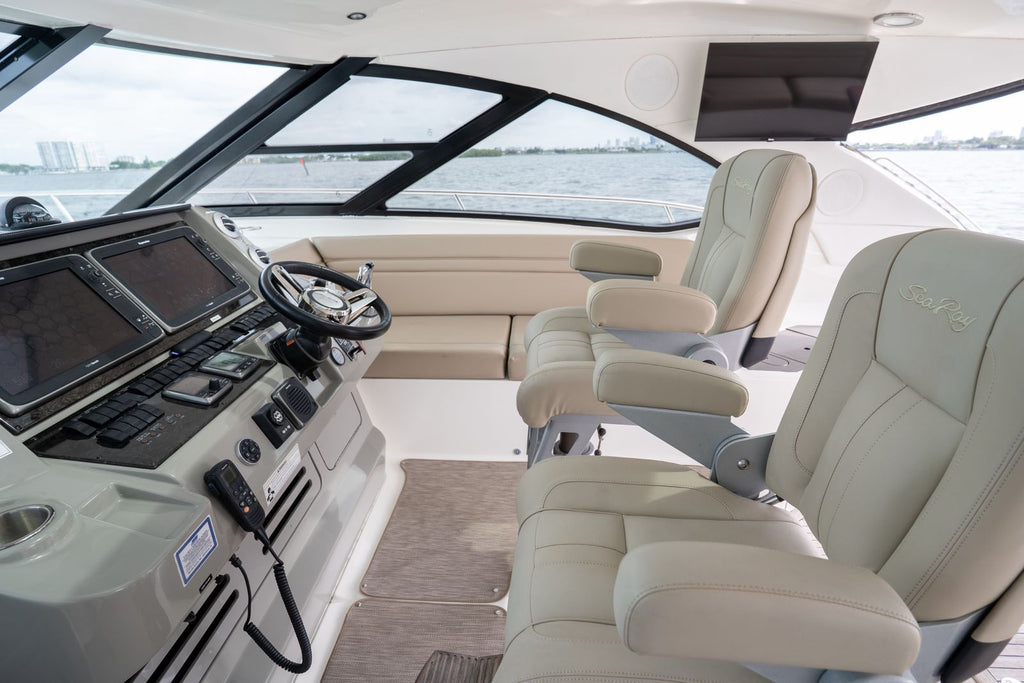 2016 Sea Ray Sundancer 540 — Twin Cummins QSM-11 Diesels, Miami