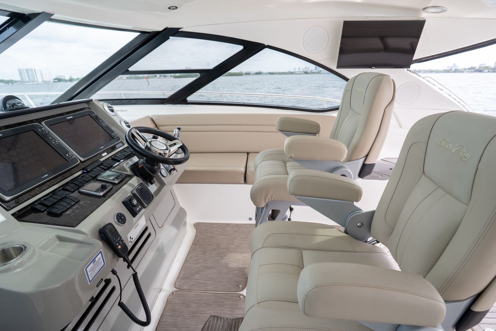 2016 Sea Ray Sundancer 540 — Twin Cummins QSM-11 Diesels, Miami