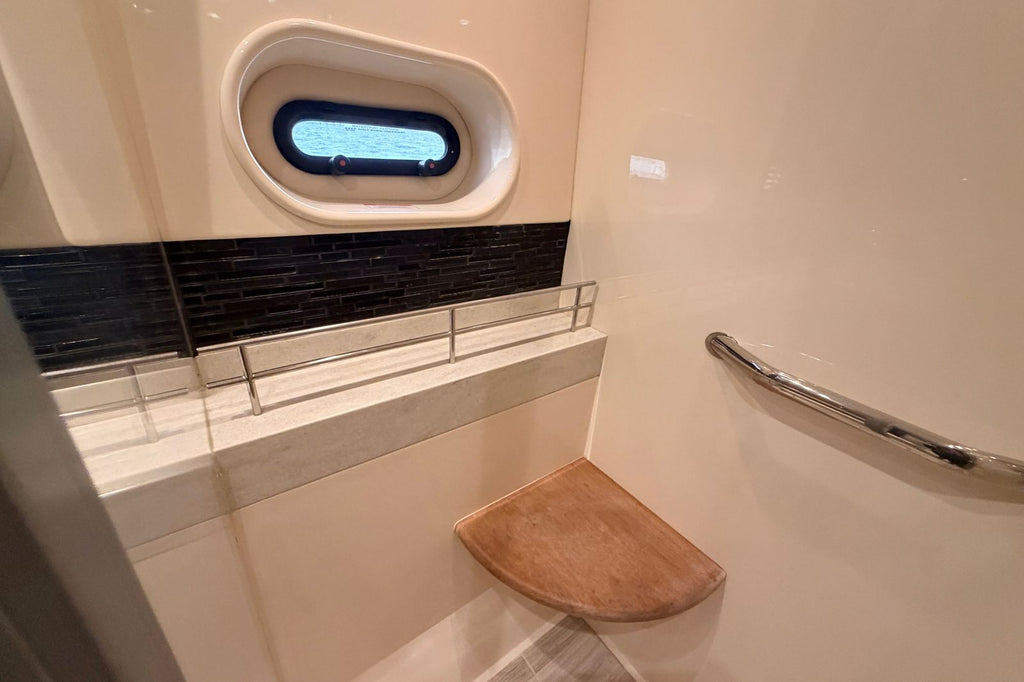 2016 Sea Ray Sundancer 540 — Twin Cummins QSM-11 Diesels, Miami