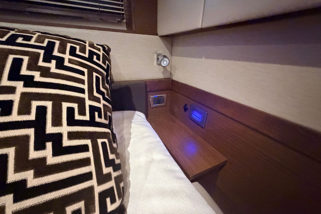 2016 Sea Ray Sundancer 540 — Twin Cummins QSM-11 Diesels, Miami