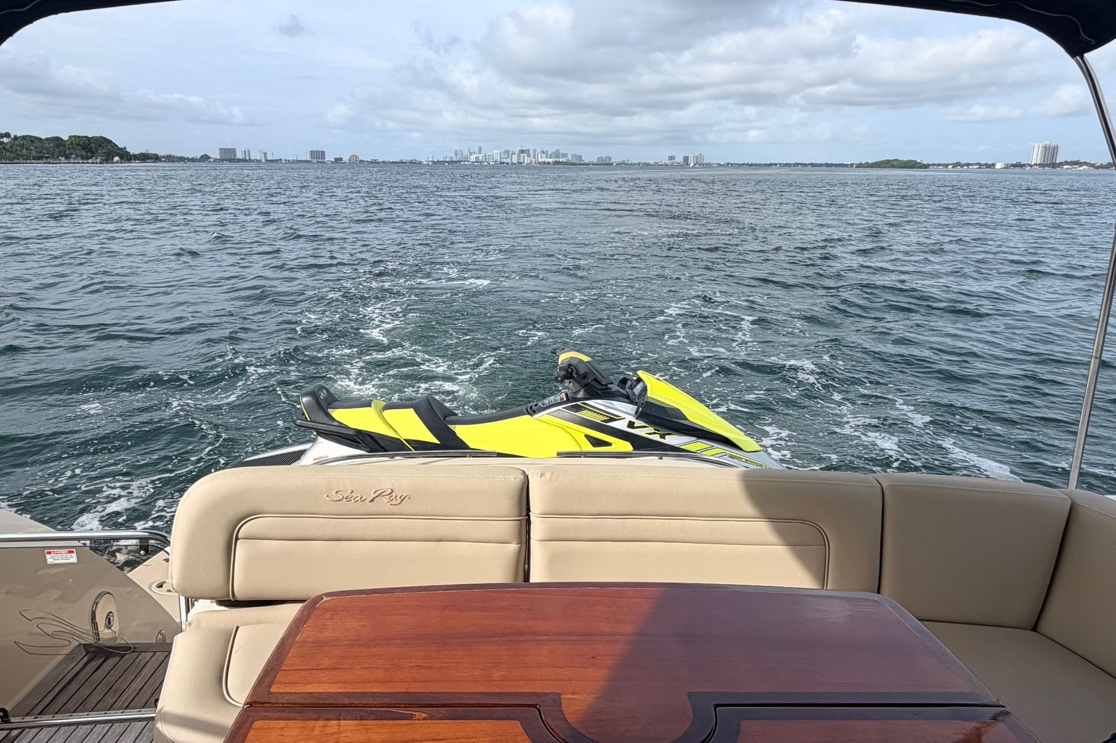 2016 Sea Ray Sundancer 540 — Twin Cummins QSM-11 Diesels, Miami
