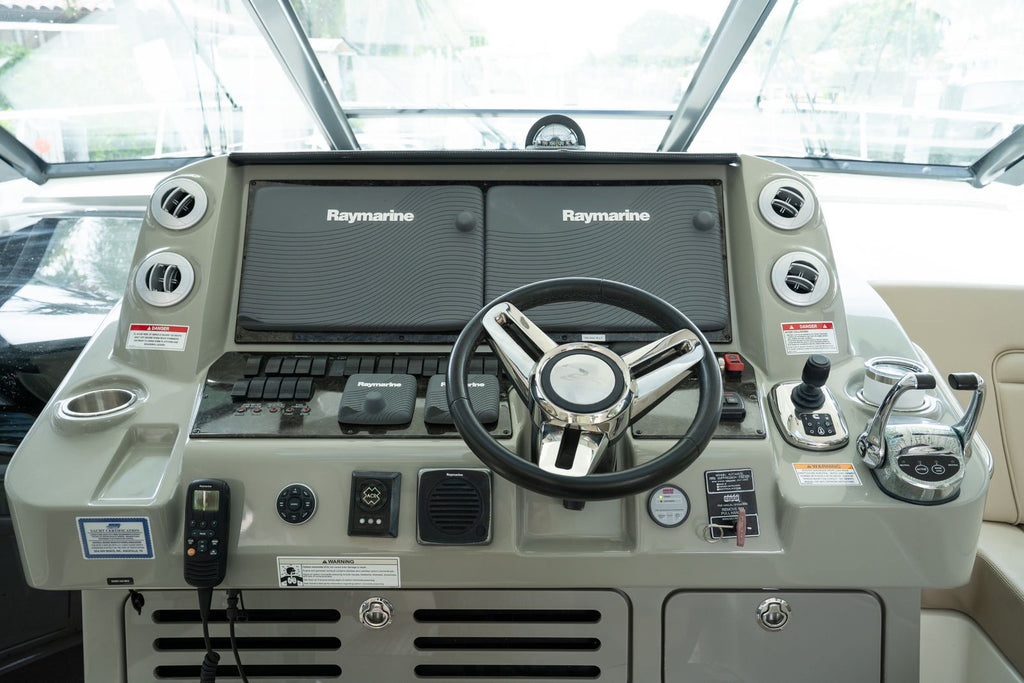 2016 Sea Ray Sundancer 540 — Twin Cummins QSM-11 Diesels, Miami