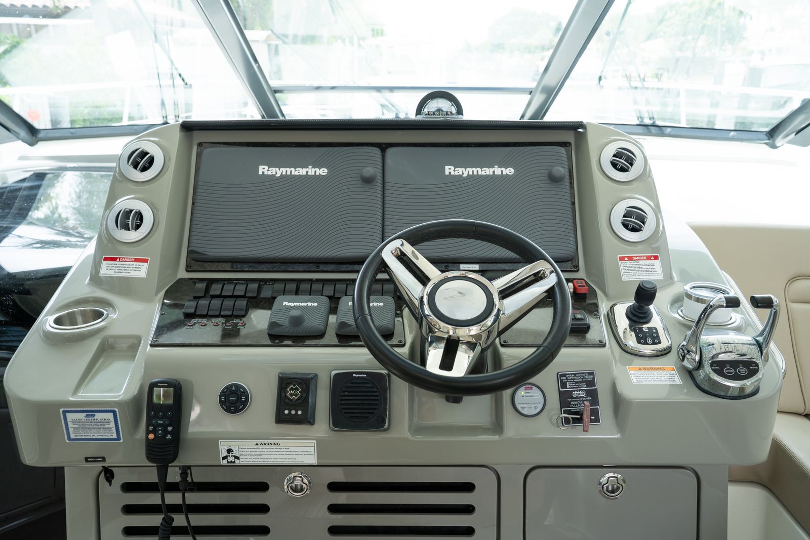 2016 Sea Ray Sundancer 540 — Twin Cummins QSM-11 Diesels, Miami