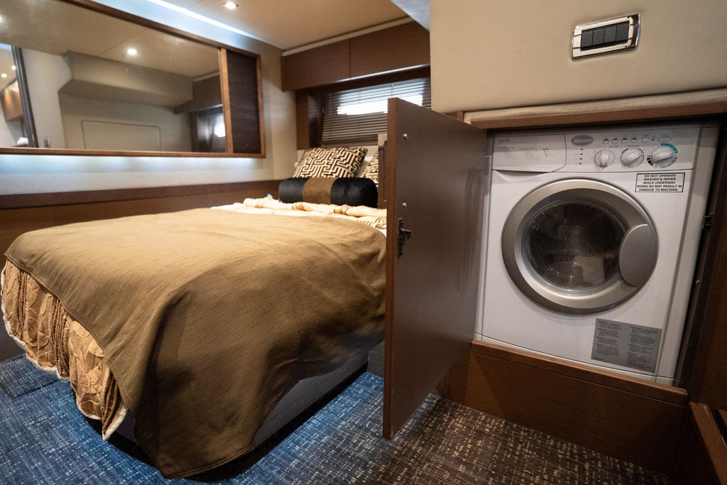 2016 Sea Ray Sundancer 540 — Twin Cummins QSM-11 Diesels, Miami