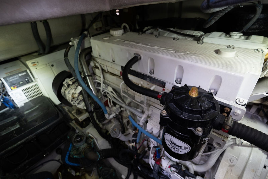 2016 Sea Ray Sundancer 540 — Twin Cummins QSM-11 Diesels, Miami