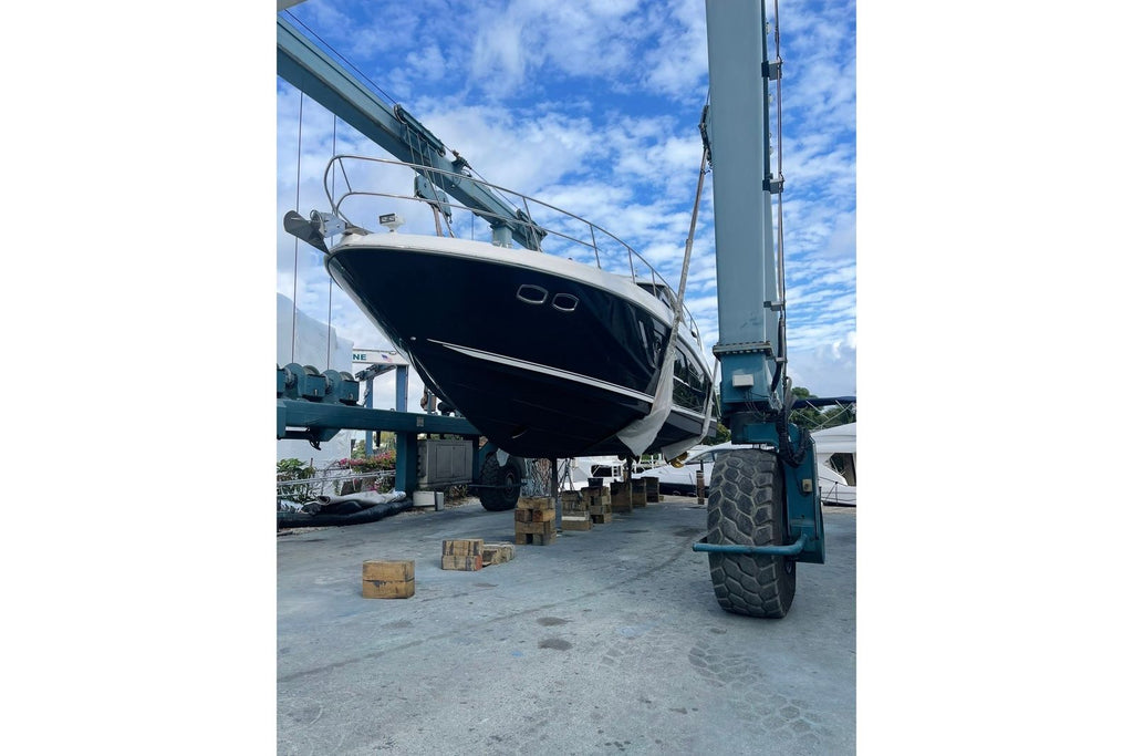2016 Sea Ray Sundancer 540 — Twin Cummins QSM-11 Diesels, Miami