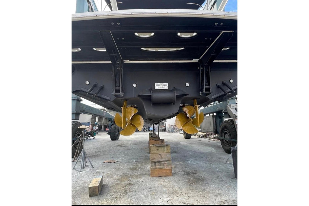 2016 Sea Ray Sundancer 540 — Twin Cummins QSM-11 Diesels, Miami