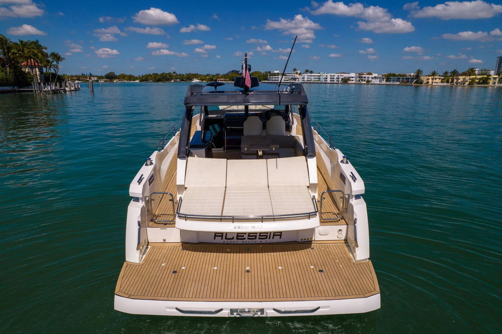 2017 Absolute 40 STL — Twin Volvo Penta Diesel, Miami Beach