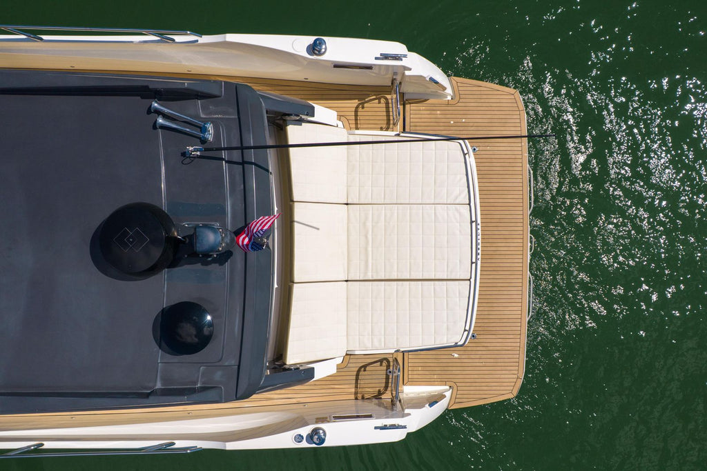 2017 Absolute 40 STL — Twin Volvo Penta Diesel, Miami Beach
