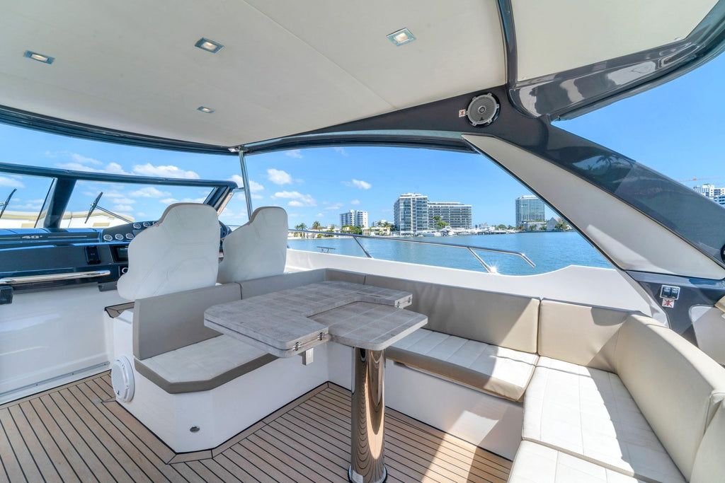 2017 Absolute 40 STL — Twin Volvo Penta Diesel, Miami Beach