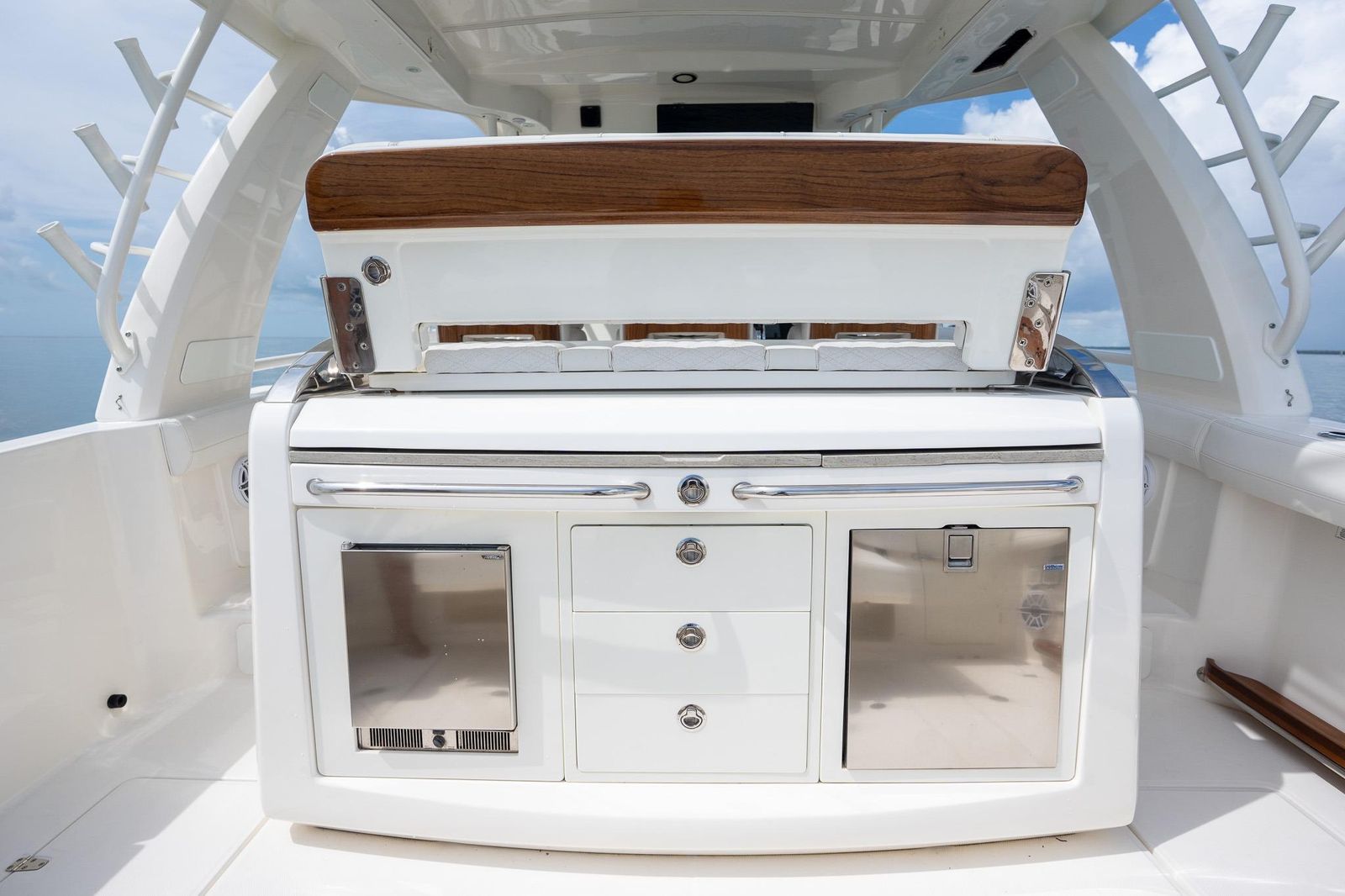 2017 Boston Whaler 420 Outrage — Quad Mercury 350 Verado, Cutler Bay