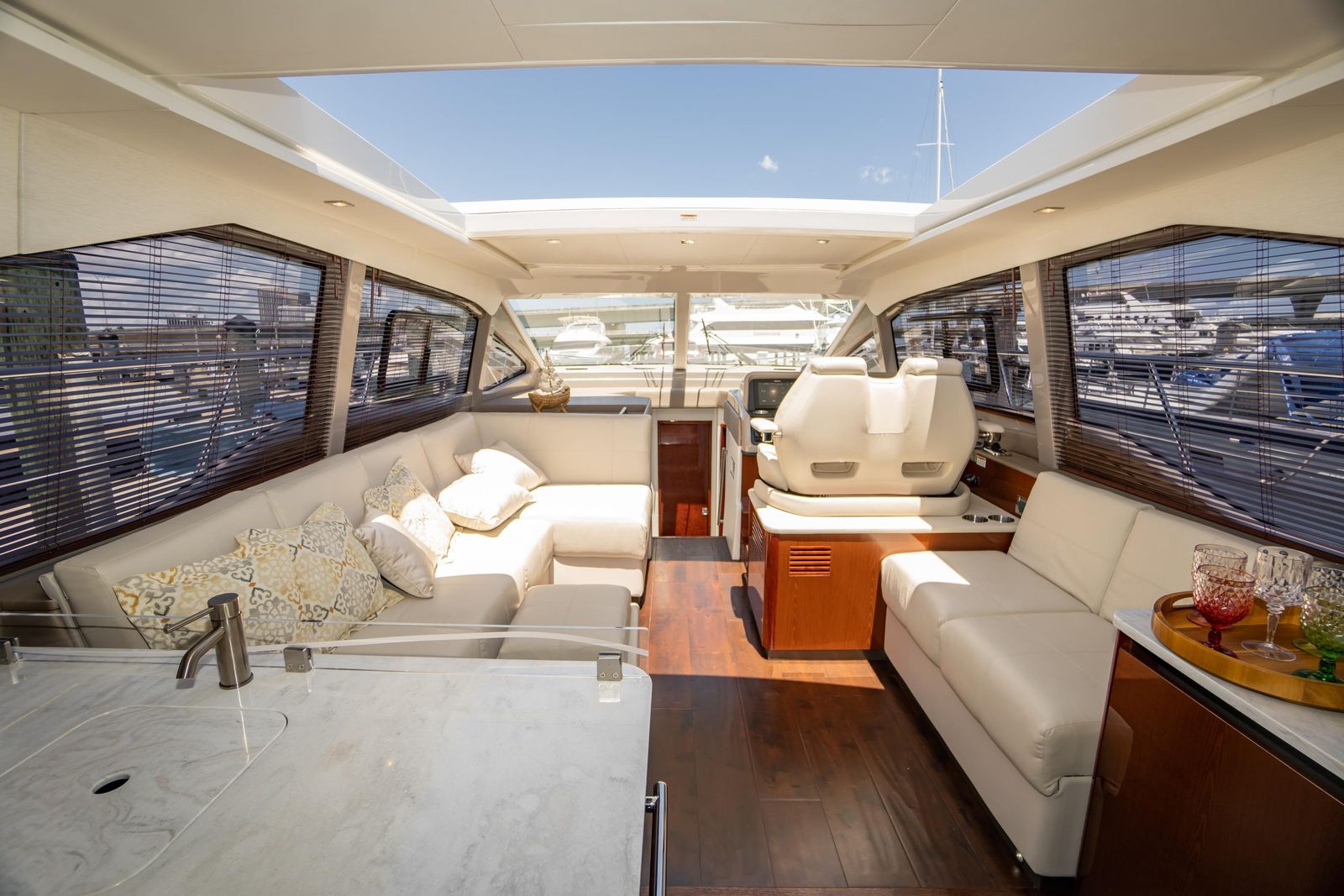 2017 Sea Ray Sundancer 460 — Twin Cummins Diesels & Joystick Docking, Miami