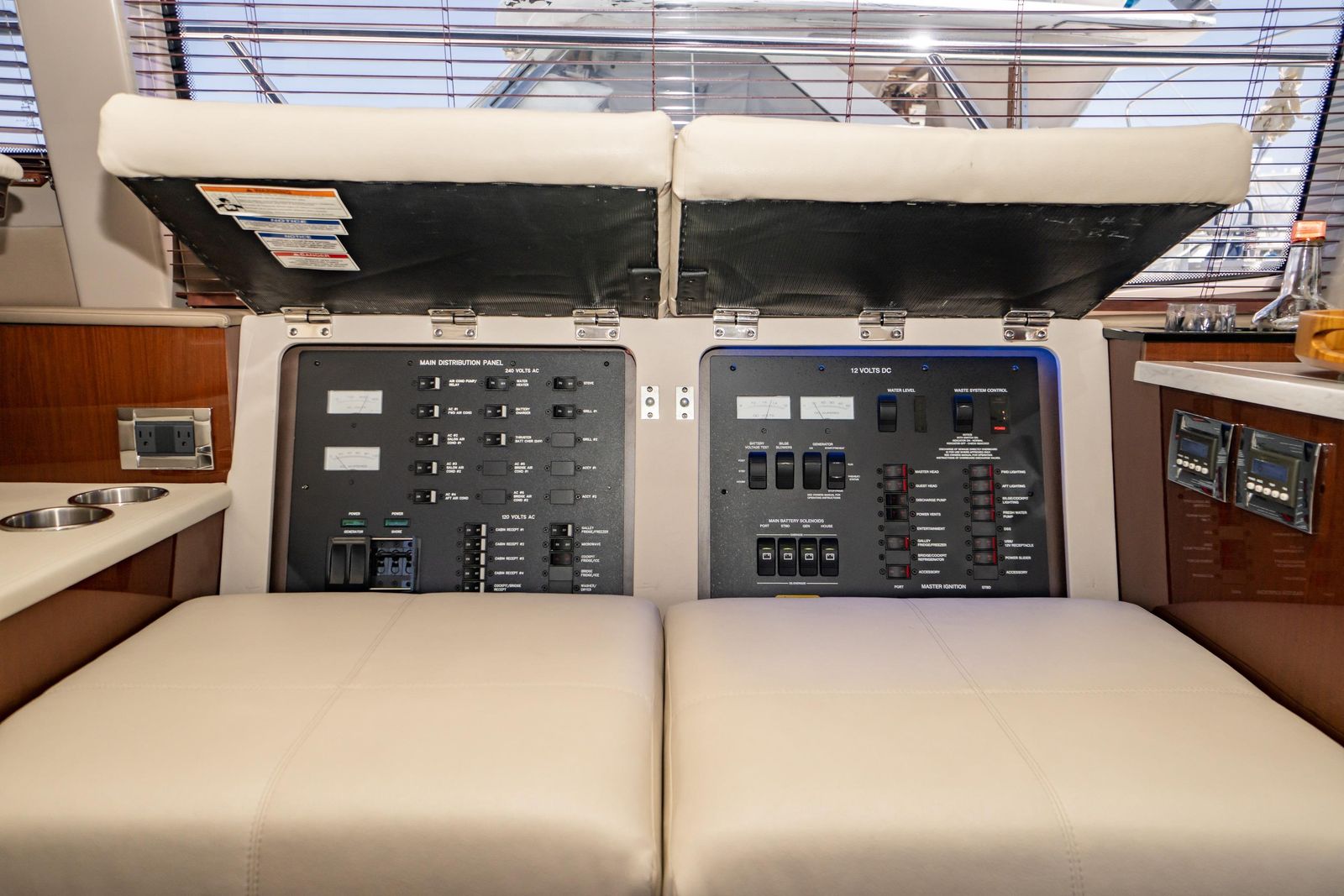 2017 Sea Ray Sundancer 460 — Twin Cummins Diesels & Joystick Docking, Miami