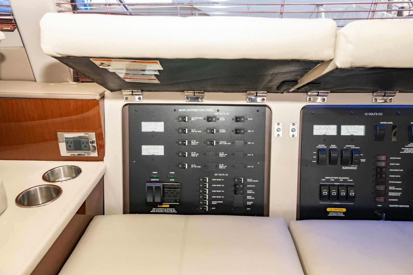 2017 Sea Ray Sundancer 460 — Twin Cummins Diesels & Joystick Docking, Miami