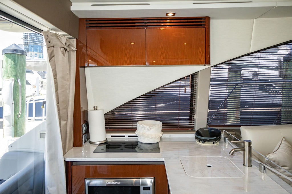2017 Sea Ray Sundancer 460 — Twin Cummins Diesels & Joystick Docking, Miami