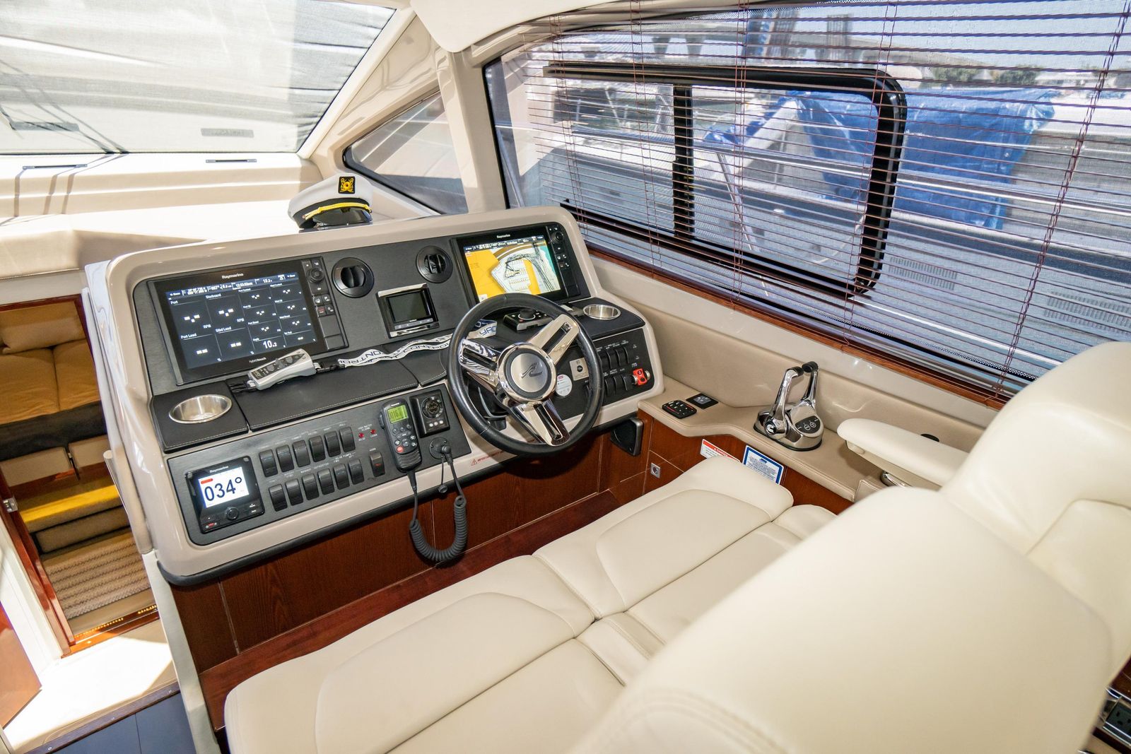 2017 Sea Ray Sundancer 460 — Twin Cummins Diesels & Joystick Docking, Miami