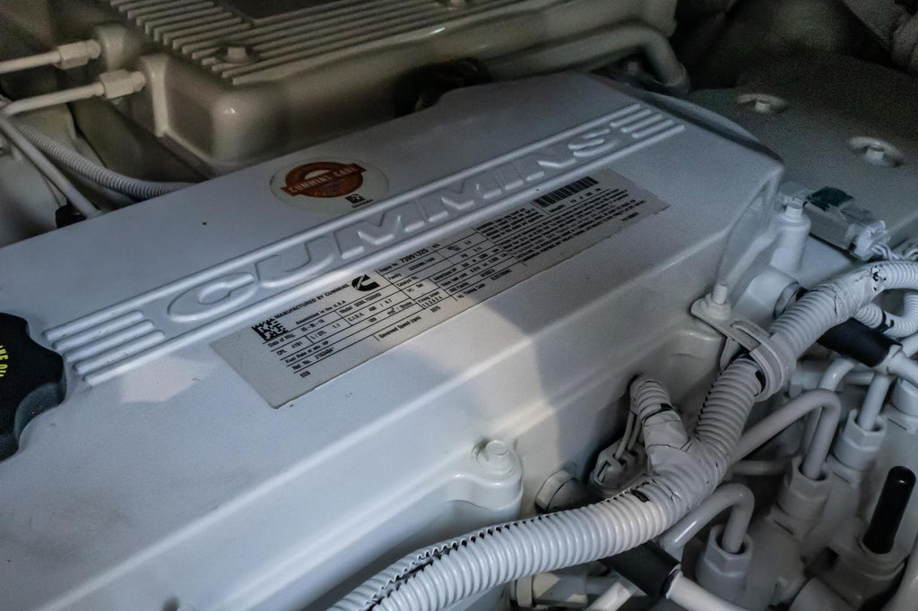 2017 Sea Ray Sundancer 460 — Twin Cummins Diesels & Joystick Docking, Miami