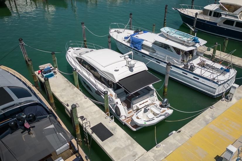 2017 Sea Ray Sundancer 460 — Twin Cummins Diesels & Joystick Docking, Miami