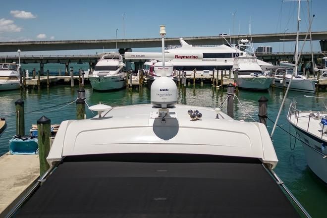 2017 Sea Ray Sundancer 460 — Twin Cummins Diesels & Joystick Docking, Miami