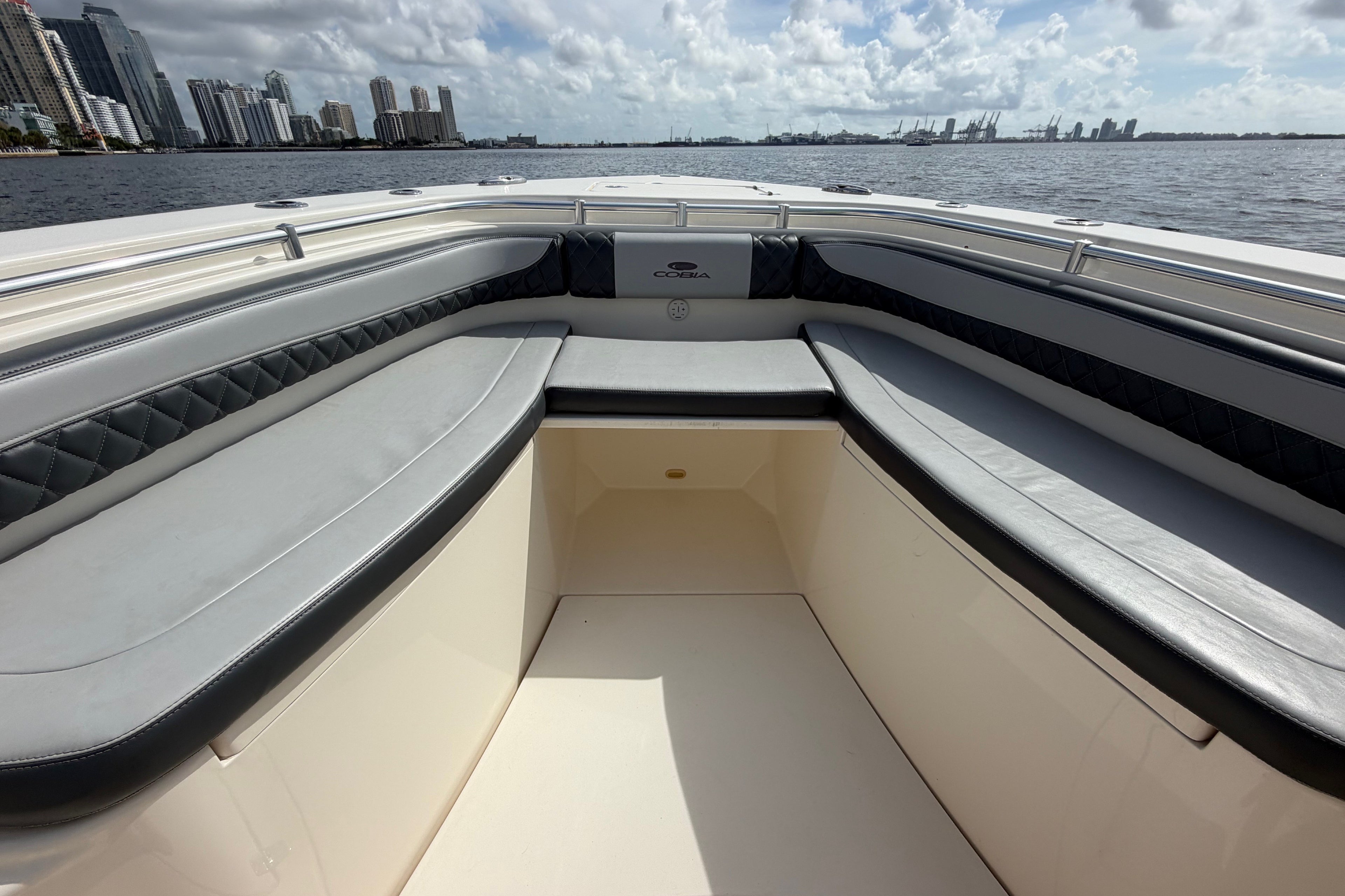 2018 Cobia 301 Center Console — Twin Yamaha F300s, Downtown Miami