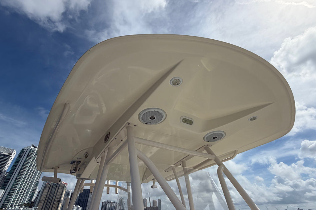2018 Cobia 301 Center Console — Twin Yamaha F300s, Downtown Miami