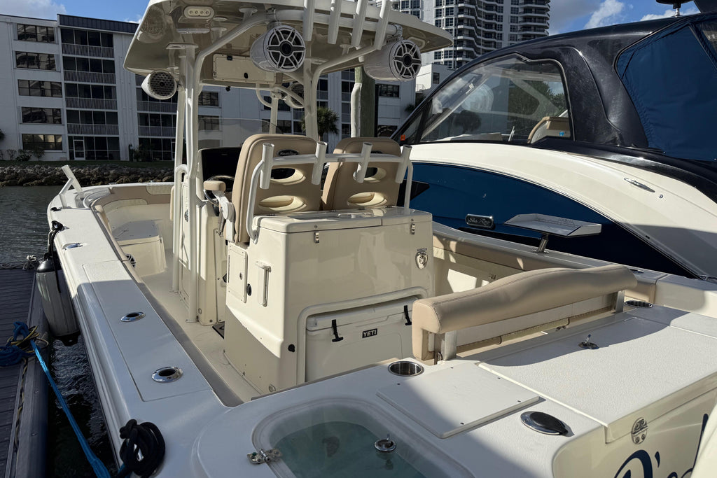 2018 NauticStar 28 XS Offshore — Twin Suzuki 300s, Miami