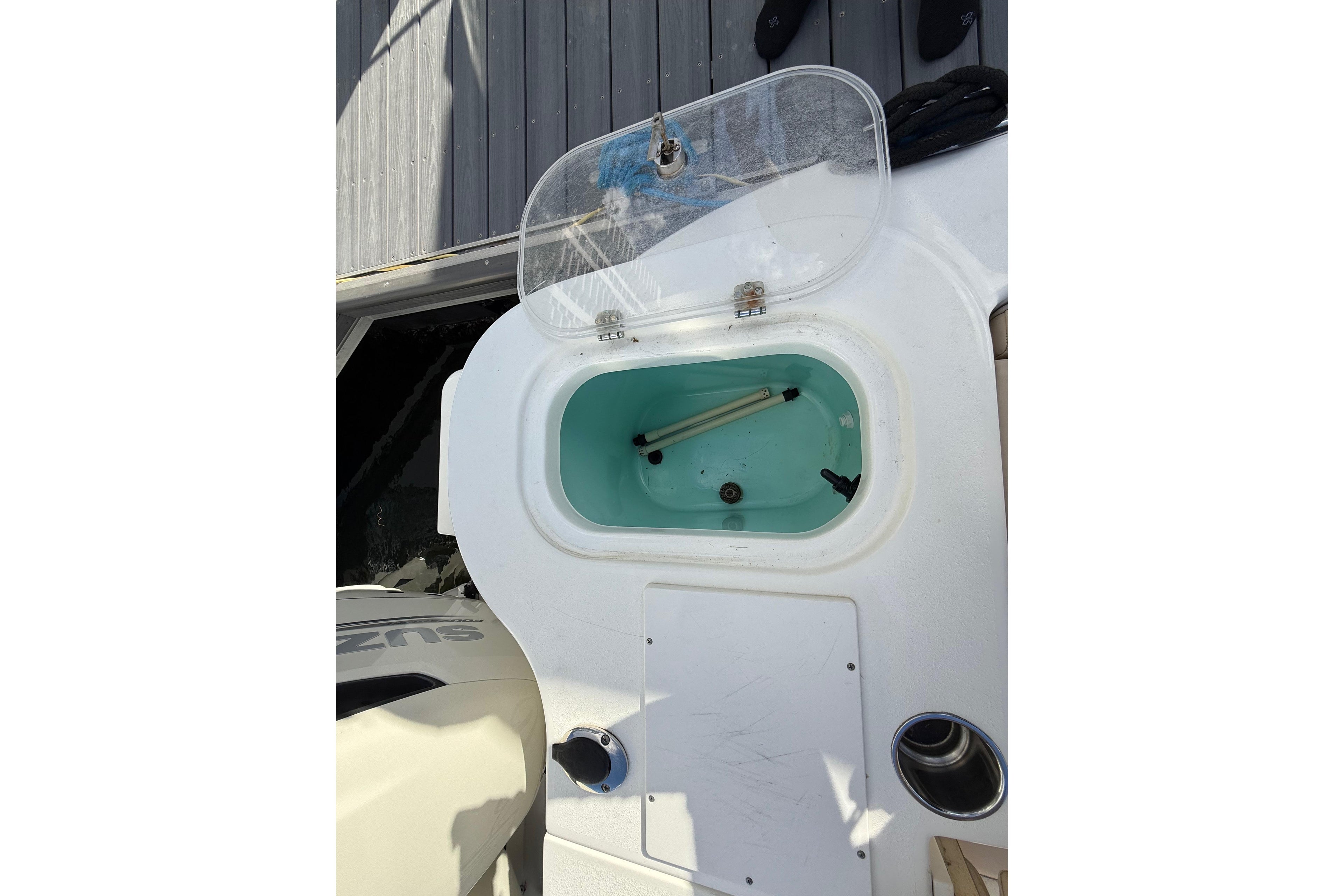 2018 NauticStar 28 XS Offshore — Twin Suzuki 300s, Miami