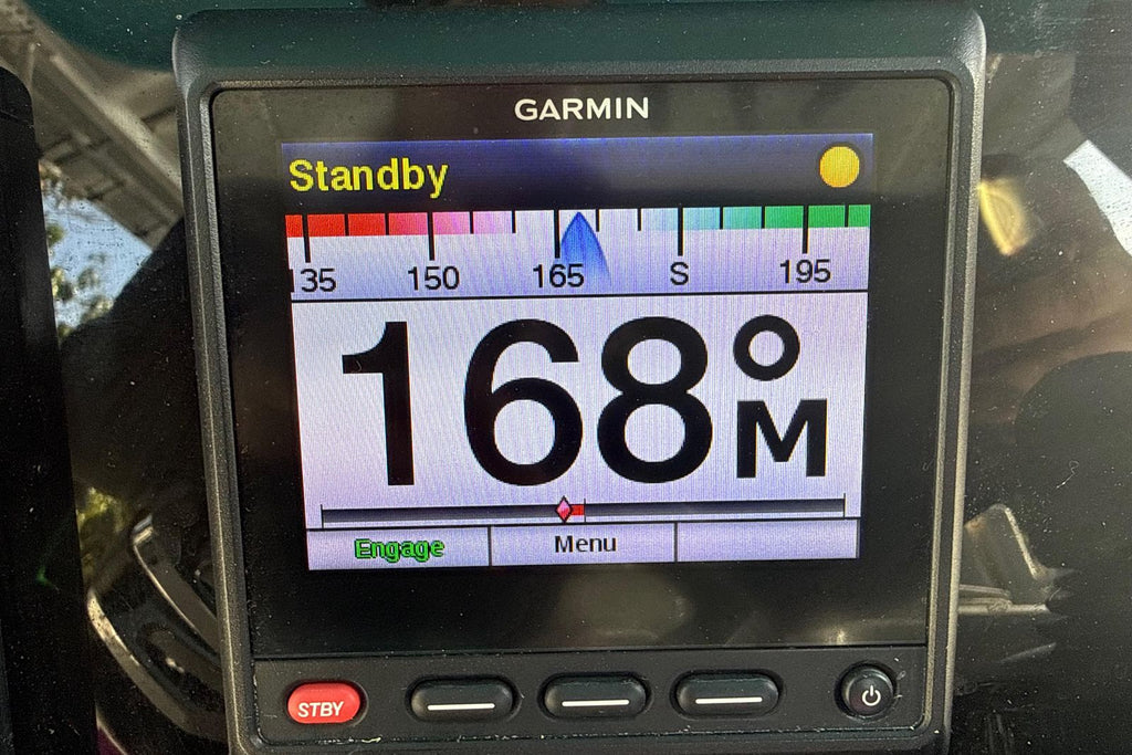2019 Century 3200 Center Console