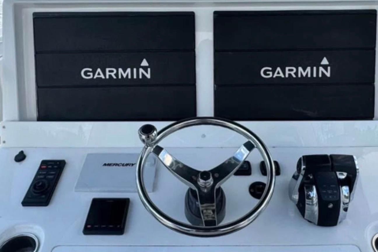 2019 Invincible 37 Catamaran — Quad Mercury 350HP Verado Engines, Cutler Bay