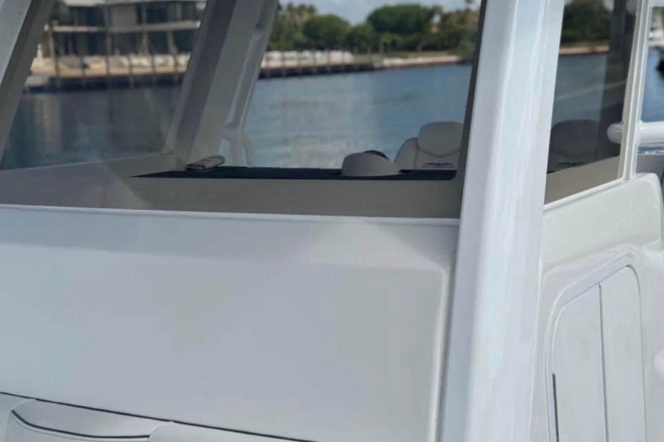 2019 Invincible 37 Catamaran — Quad Mercury 350HP Verado Engines, Cutler Bay