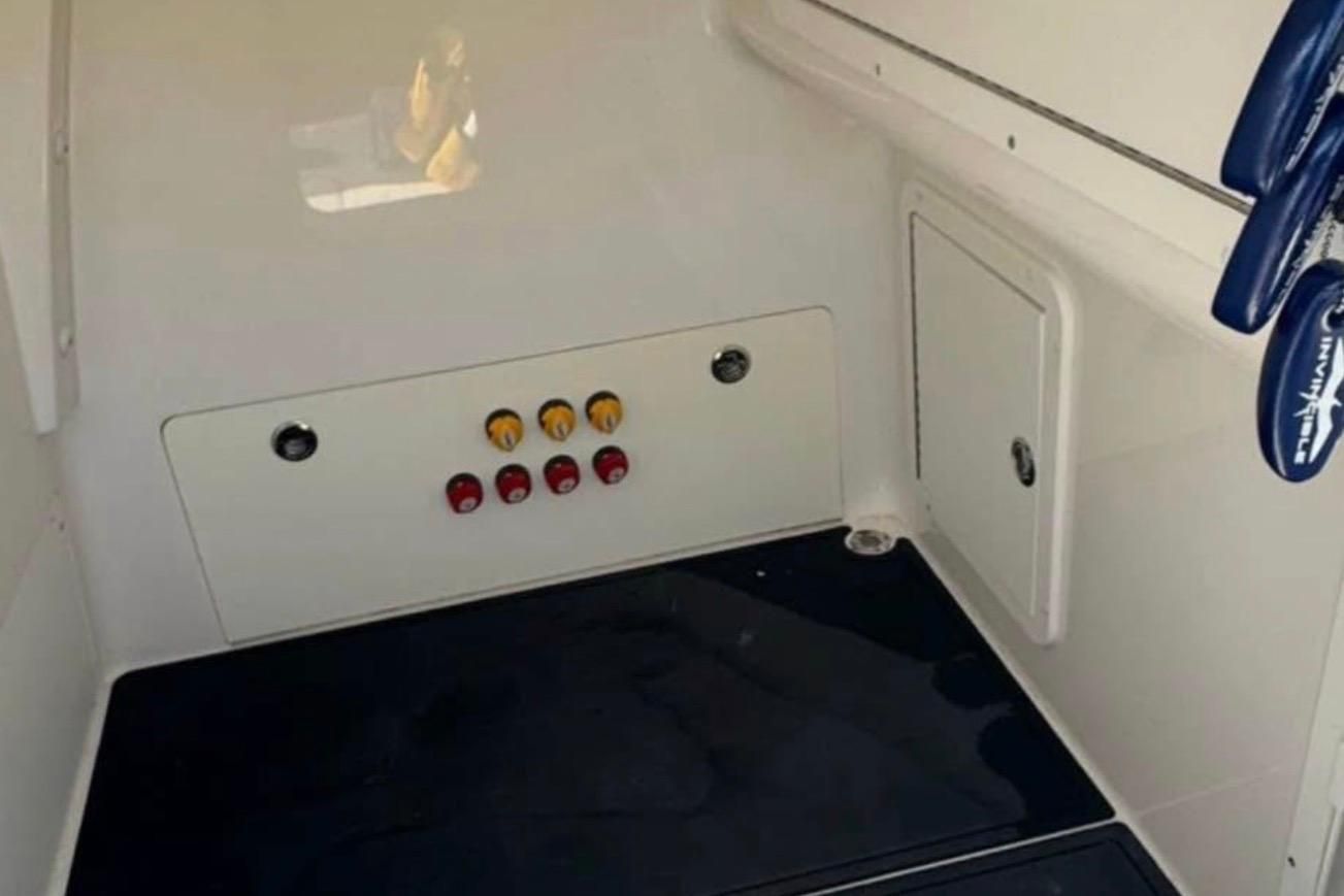 2019 Invincible 37 Catamaran — Quad Mercury 350HP Verado Engines, Cutler Bay