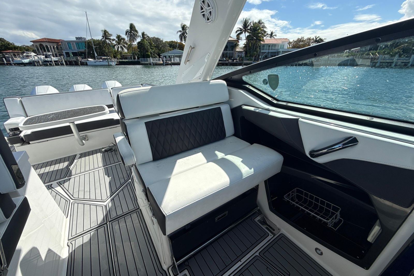 2019 Monterey 385SE Super Express