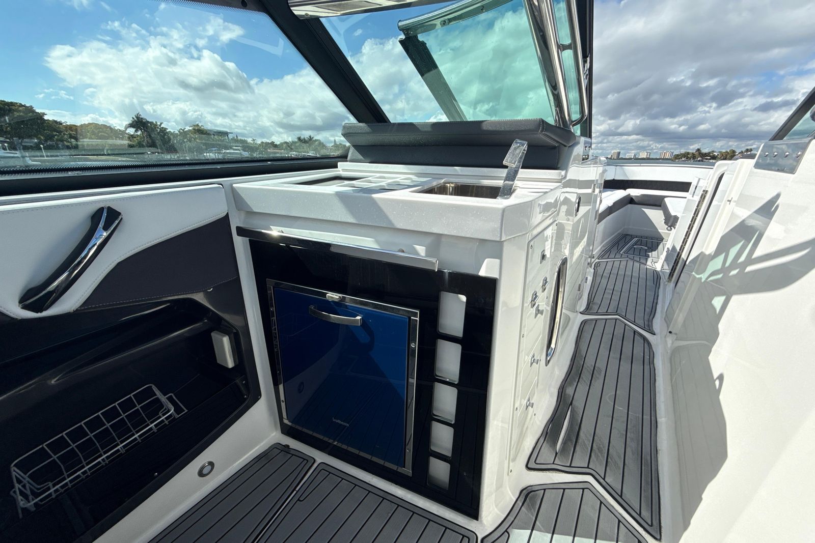 2019 Monterey 385SE Super Express