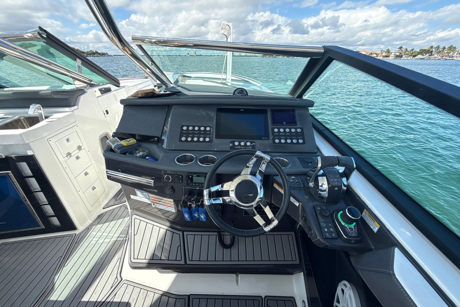 2019 Monterey 385SE Super Express